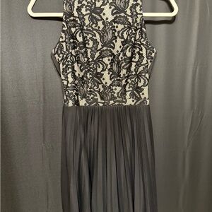 Chic Black Lace Mini Dress